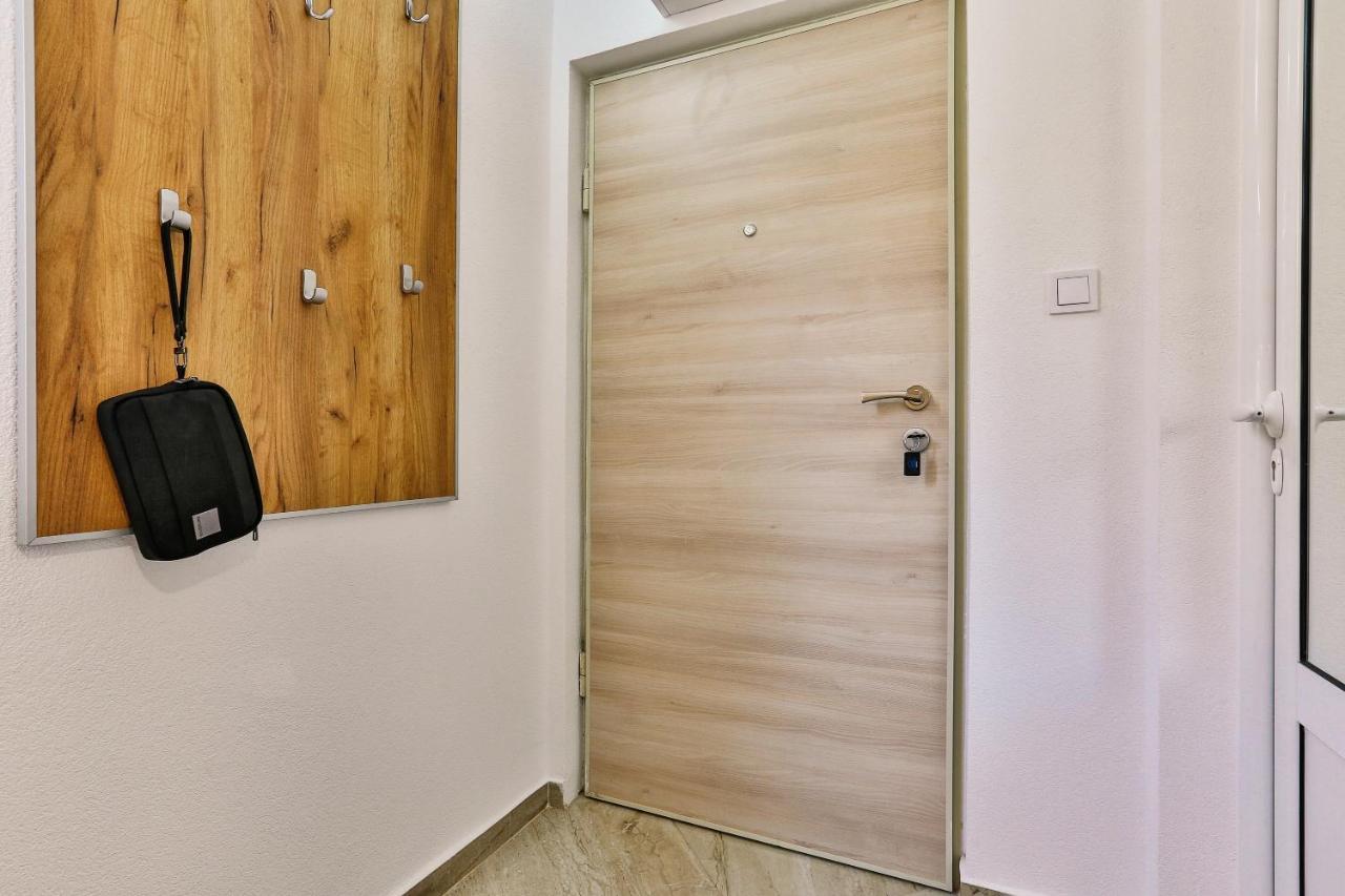 Zara Apartment Будва Екстер'єр фото